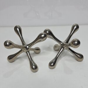 HomeRoots Aluminum Modern Jax Sculpture